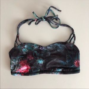 Lululemon swim top size 4